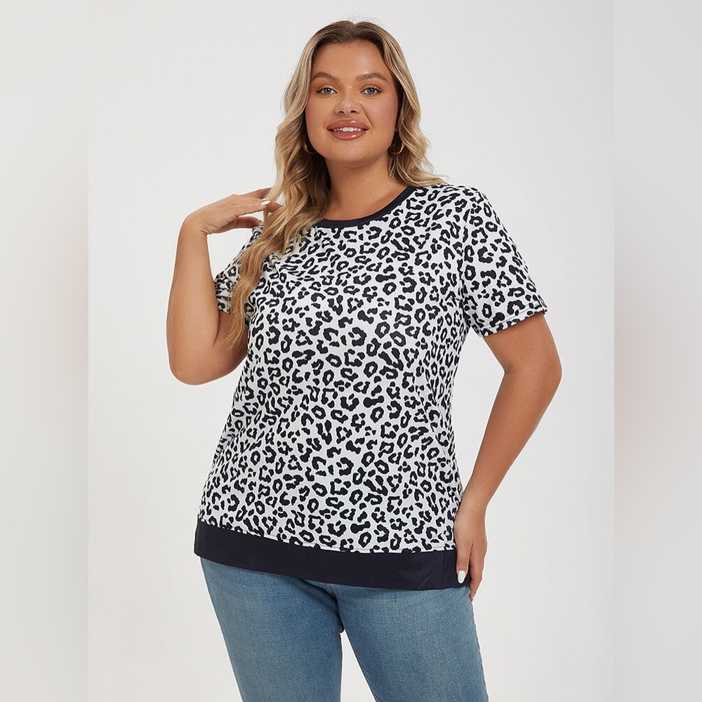 Plus Black And White Leopard Print Round Neck Tee